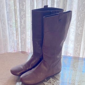 Nurture Flat Heeled Leather Boots Inside Zipper Sz 9.5